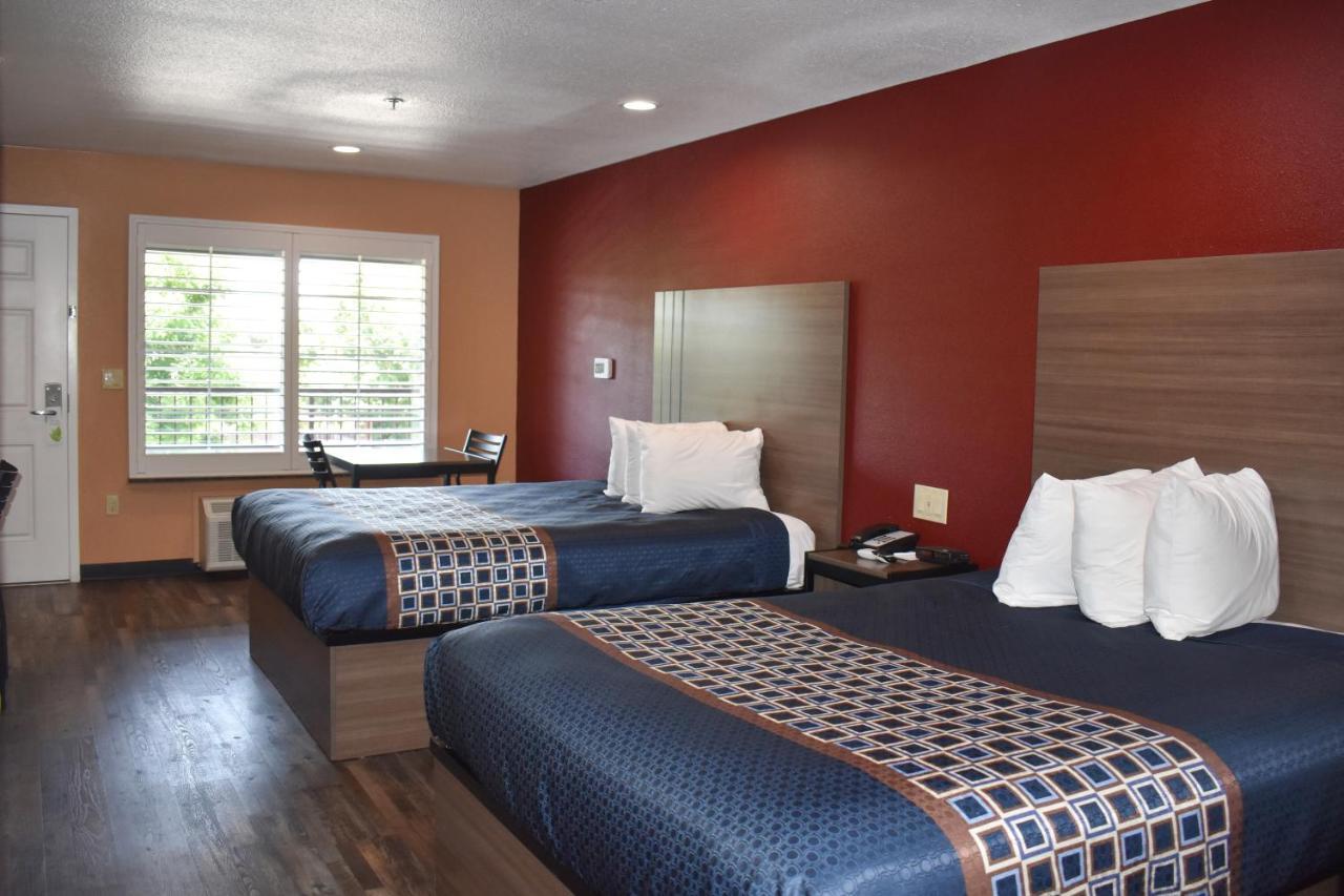Baymont By Wyndham Manteca Hotel Ngoại thất bức ảnh